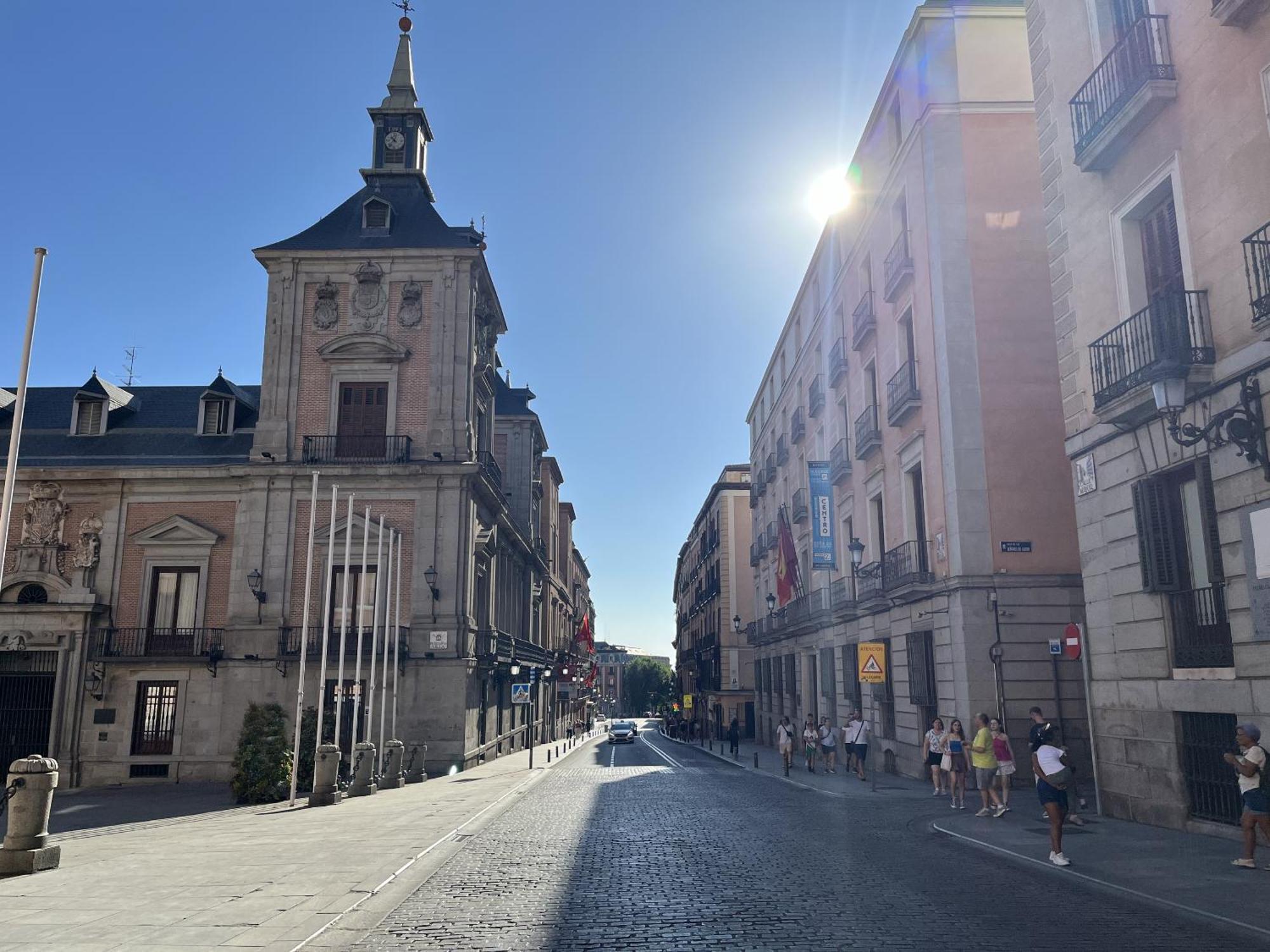 Dplace To Be - Luxury Apartment In Historic Center マドリード エクステリア 写真