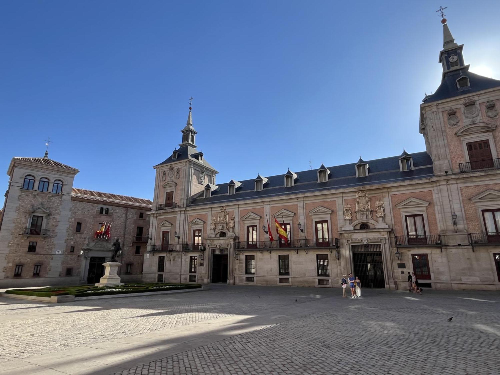 Dplace To Be - Luxury Apartment In Historic Center マドリード エクステリア 写真