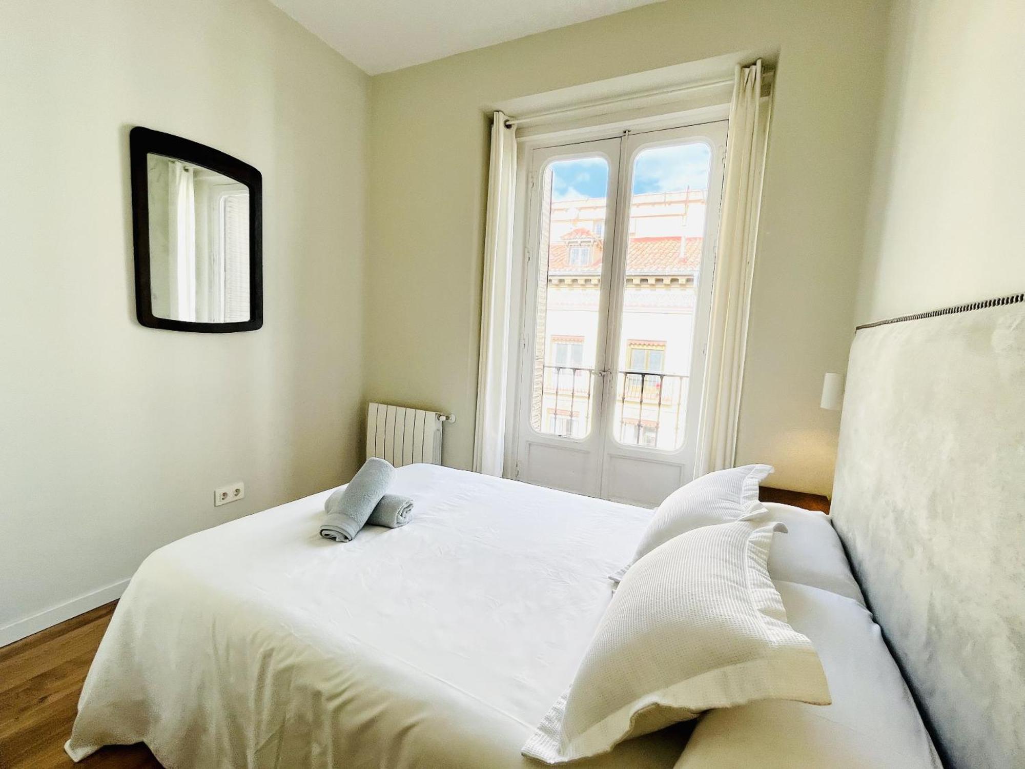 Dplace To Be - Luxury Apartment In Historic Center マドリード 部屋 写真