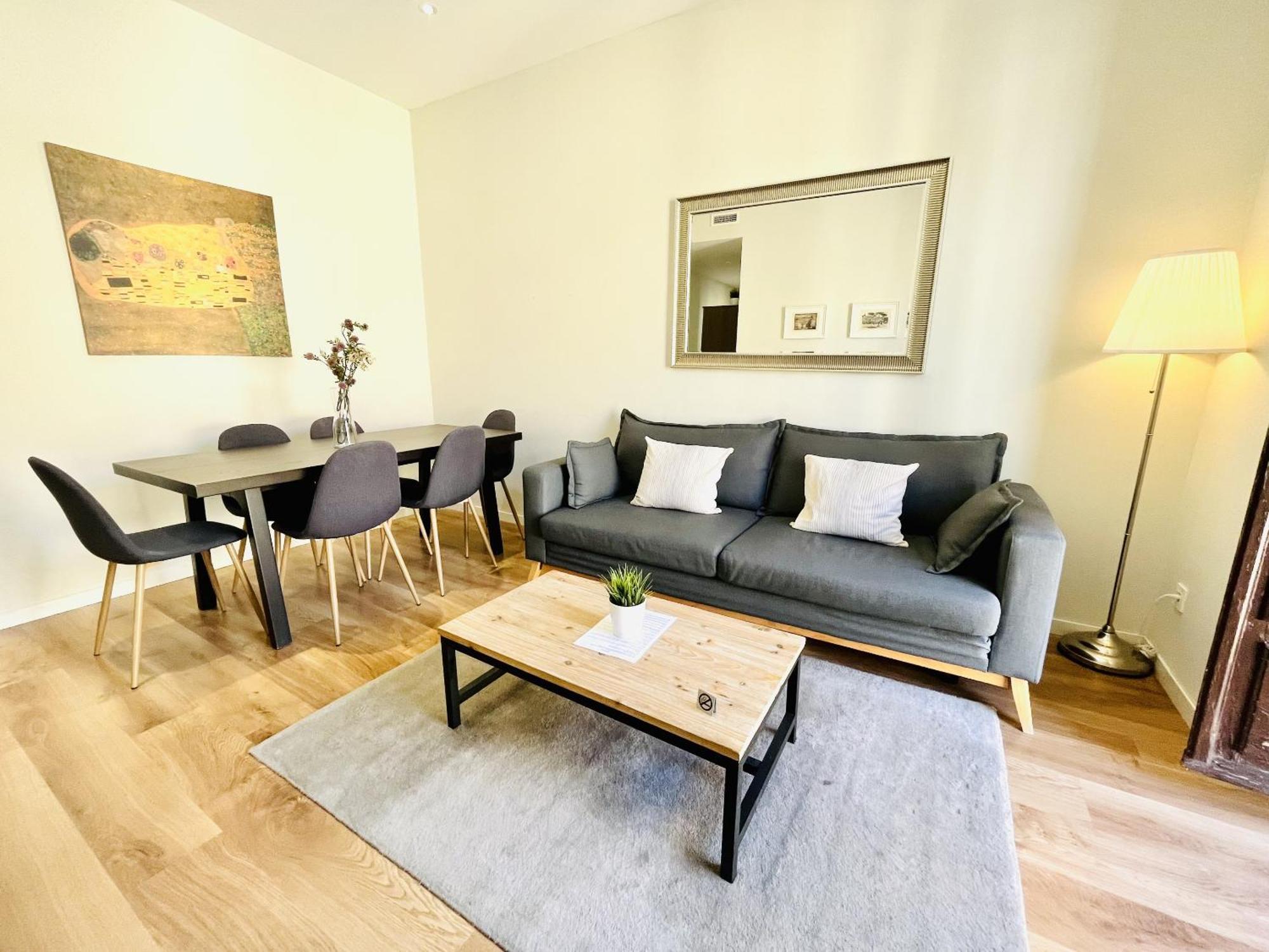 Dplace To Be - Luxury Apartment In Historic Center マドリード 部屋 写真