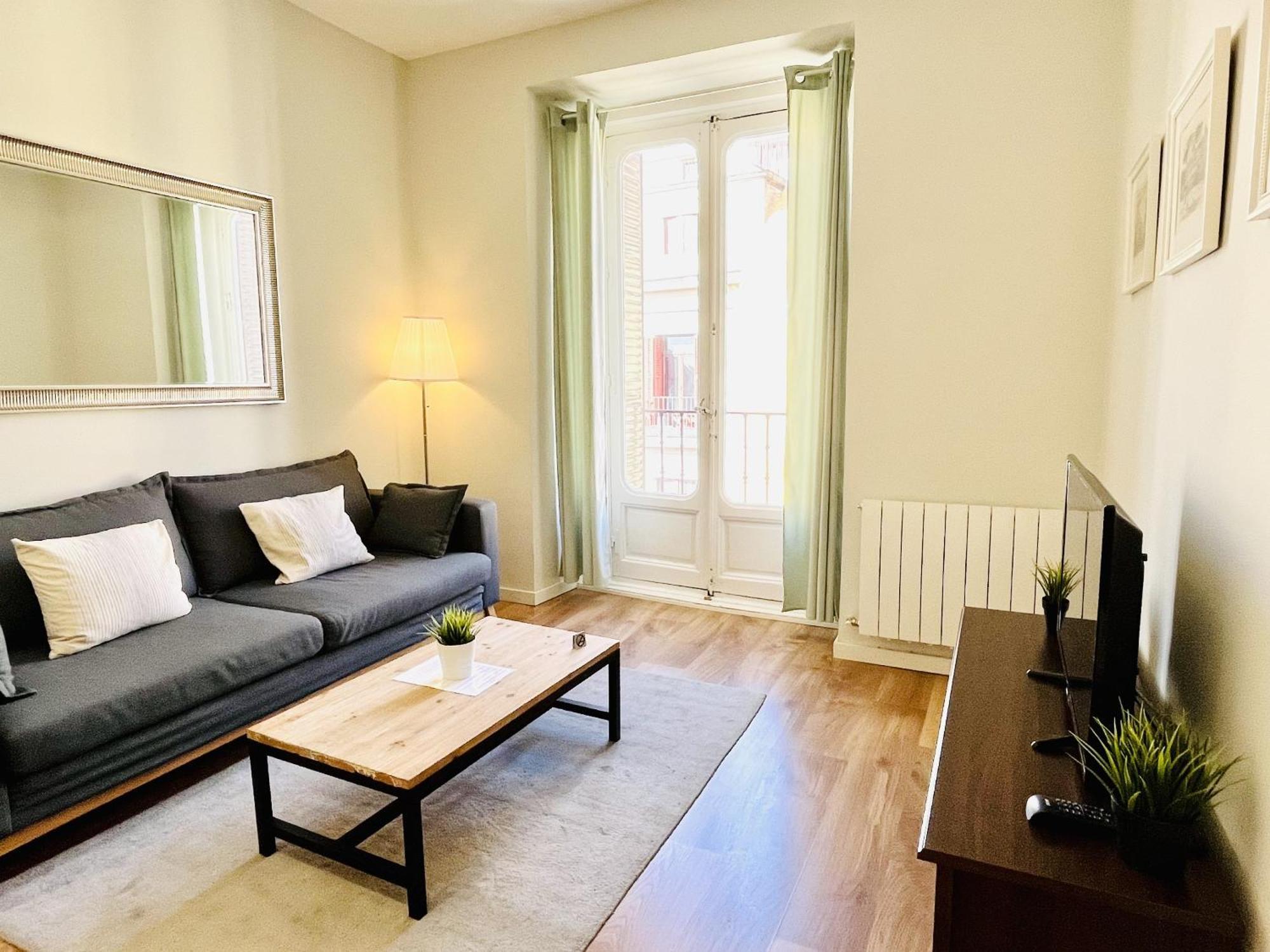 Dplace To Be - Luxury Apartment In Historic Center マドリード 部屋 写真